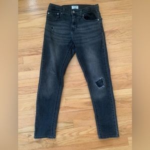 Denizen Levis Taper Boys Distressed Black Washed  Skinny Jeans Regular Size 14